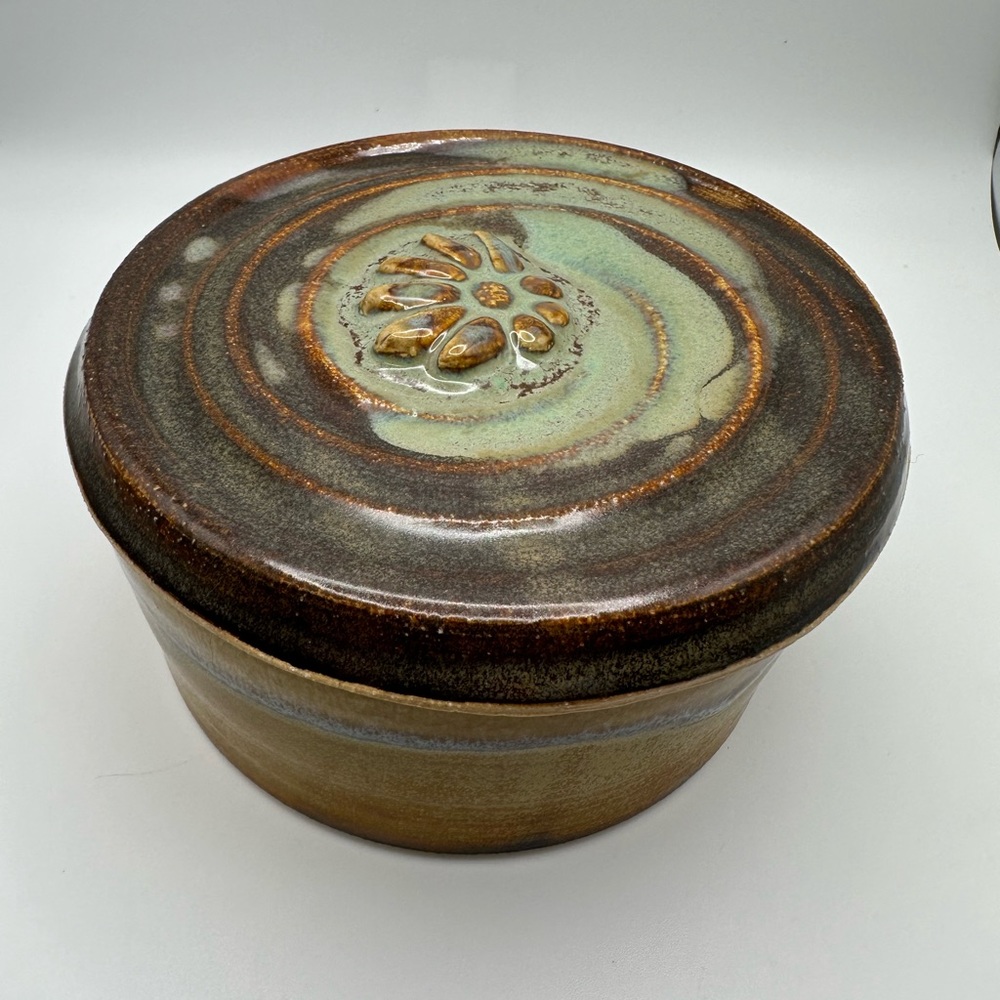 Studio Art Ceramic Pottery Glazed Trinket Box Artist Signed Brown Green Glaze